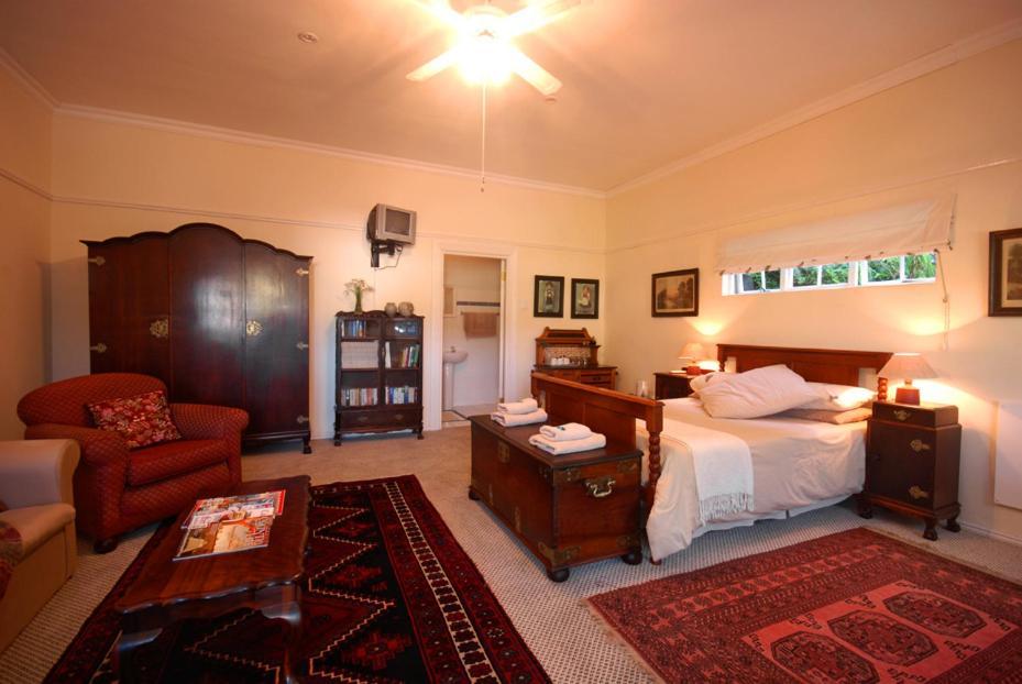 Guinea Fowl Lodge Книсна Екстер'єр фото
